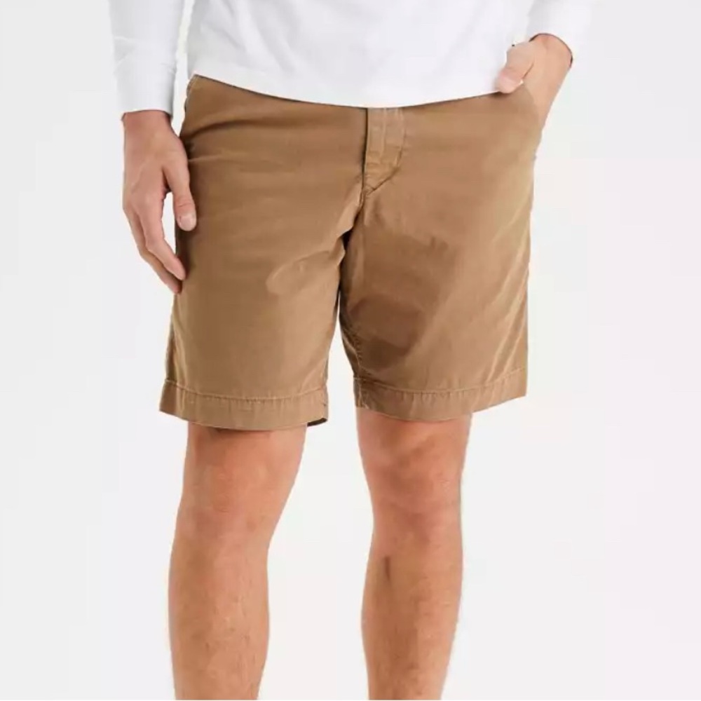 American Eagle Men’s Khaki Shorts